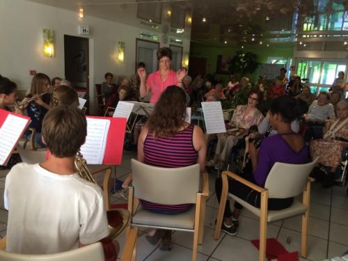 Saison 2014-2015 Concert EPHAD Quatelbach juin