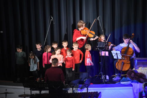 Saison 2018-2019 Spectacle "Dans le grenier de Disney"