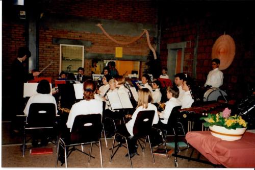 Saison 1998-1999 Concert classe d'orchestre pour expo Art et Artisanat