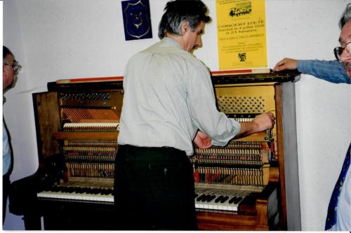 Saison 1998-1999 Piano don de la famille Anheim